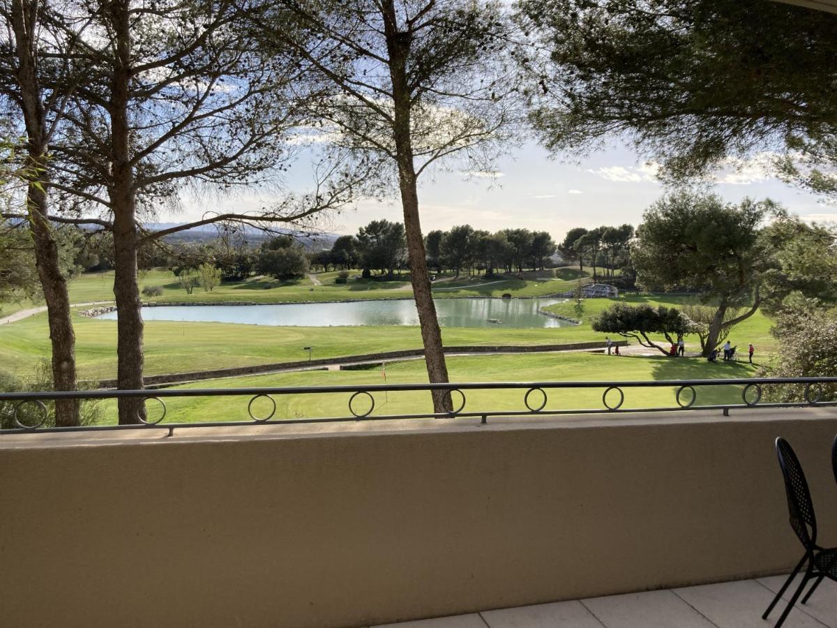 La Perle Du Golf -magnifique Vue Clim Linge Golf 6p Piscine Tennis * Saumane-de-Vaucluse