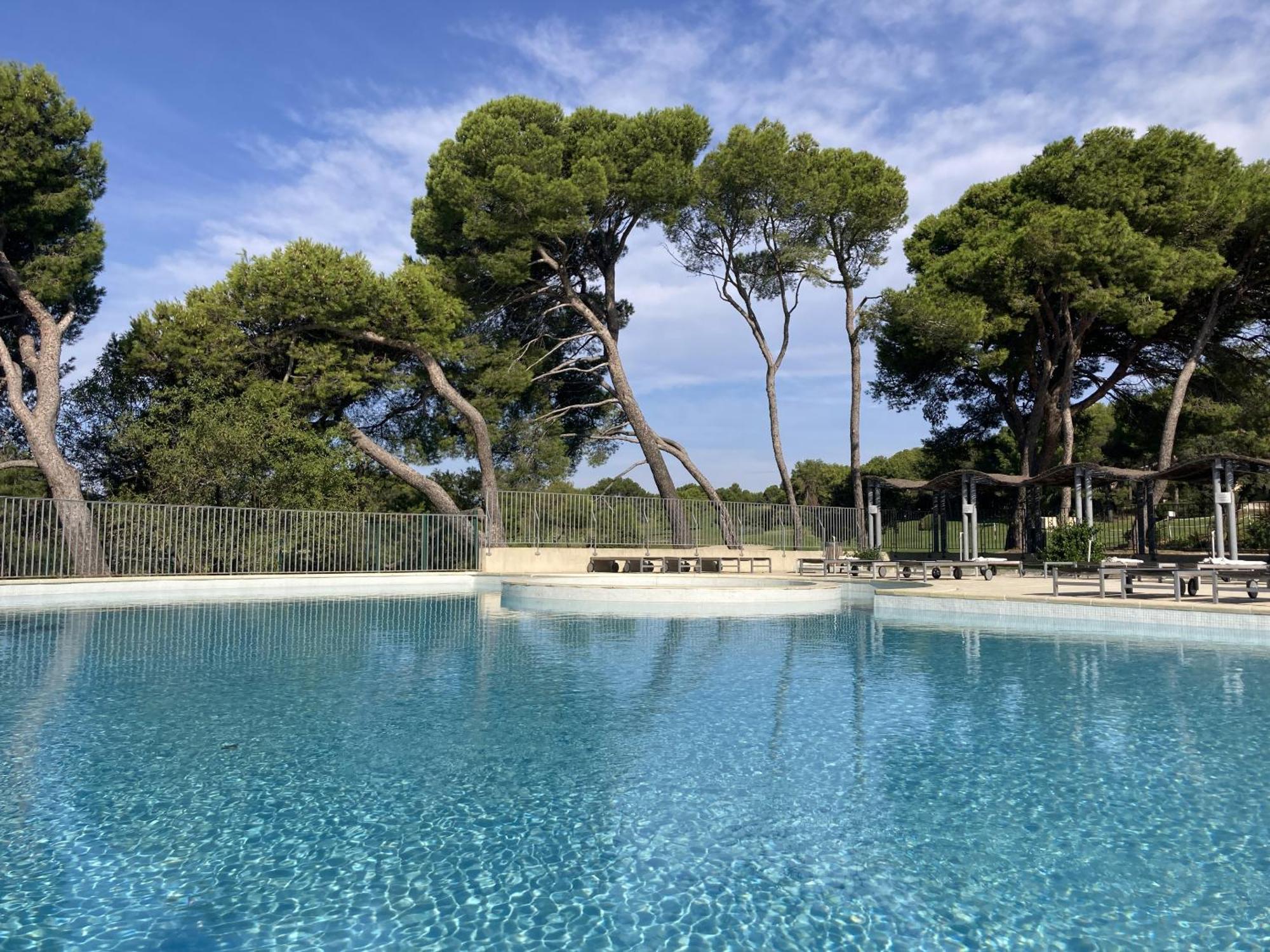La Perle Du Golf -magnifique Vue Clim Linge Golf 6p Piscine Tennis Apartment